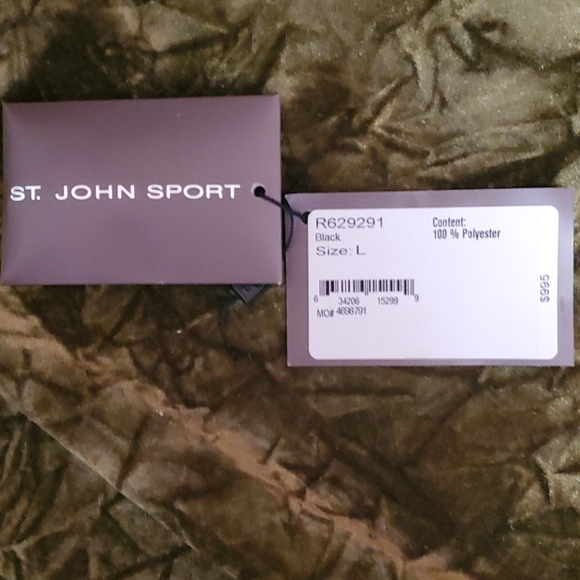 GORGEOUS NWT ST. JOHN WINTER COAT - Picture 6 of 9